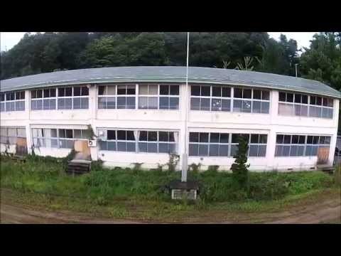 旧山辺町立鳥海小学校・中中学校
