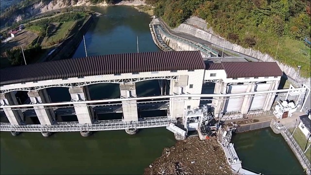 上郷ダム（朝日町）