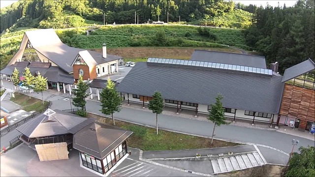 月山銘水館（西川町）