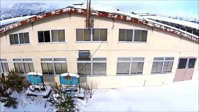 長井の廃工場（長井市）