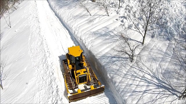月山の除雪（西川町）