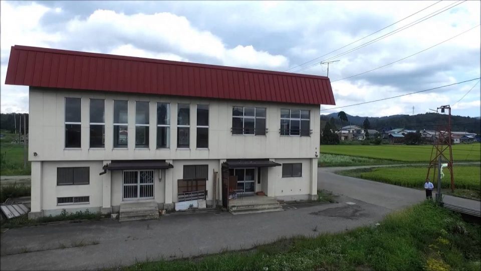 旧尾花沢市立明徳小学校安久戸冬季分校（尾花沢市）